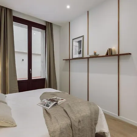 Cliento - 2 Bedrooms And Terrace In Ciutat Vella *