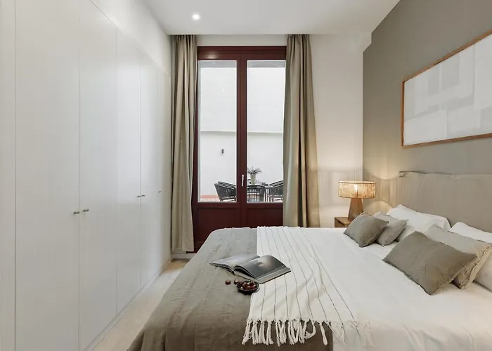 Lägenhet Cliento - 2 Bedrooms And Terrace In Ciutat Vella